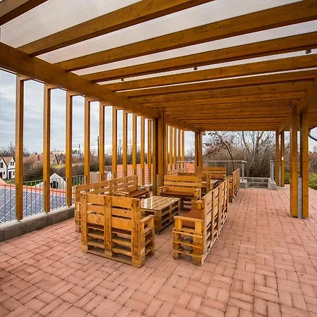 فندق مبيت وإفطار Katarina Birtok 3*